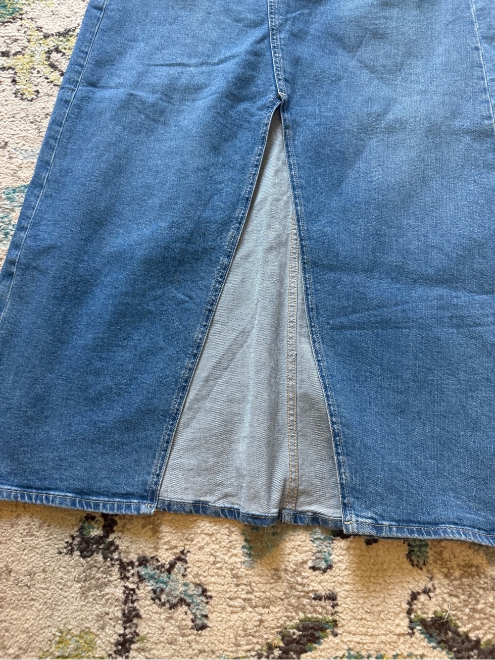 GAP Denim Maxi Skirt Women’s Size 6 Blue High Rise Front Slit A-Line Jean Skirt - Picture 4 of 8